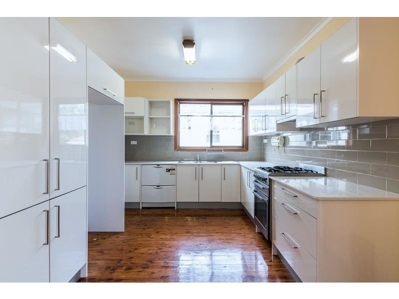 16 Blenheim Road, Carlingford NSW 2118